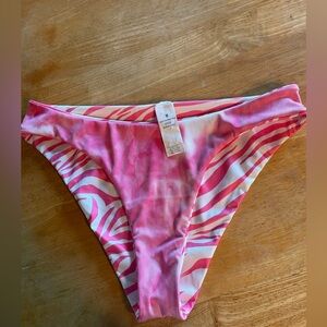 Cupshe Pink and White 2 sided bikini bottoms